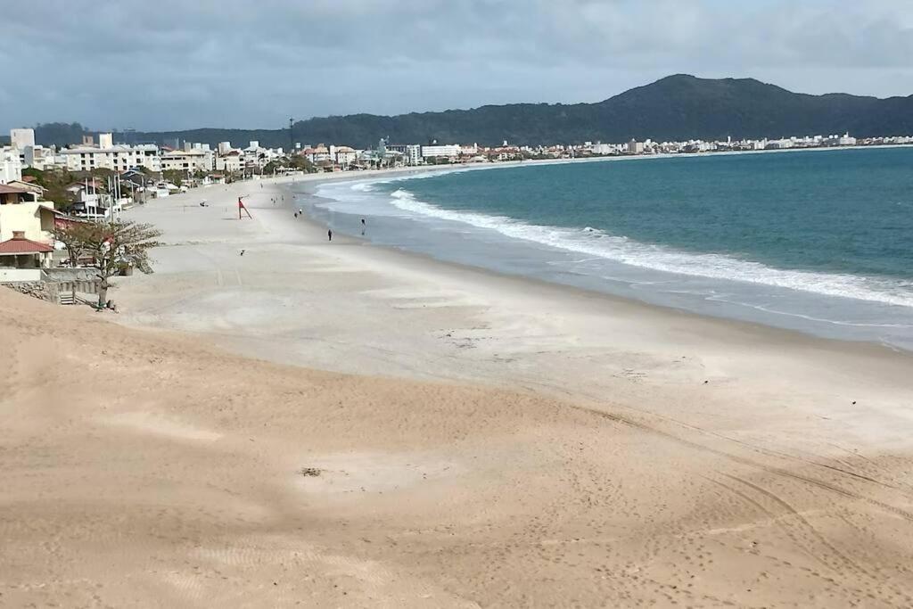 Apartamento A 200M Da Praia Ingleses, Predio Com Piscina Florianópolis Eksteriør bilde